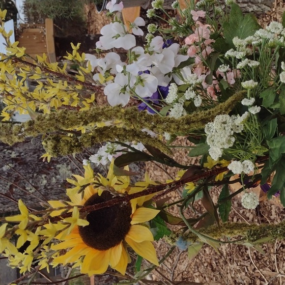 FLORALS - Picture 3 of 3